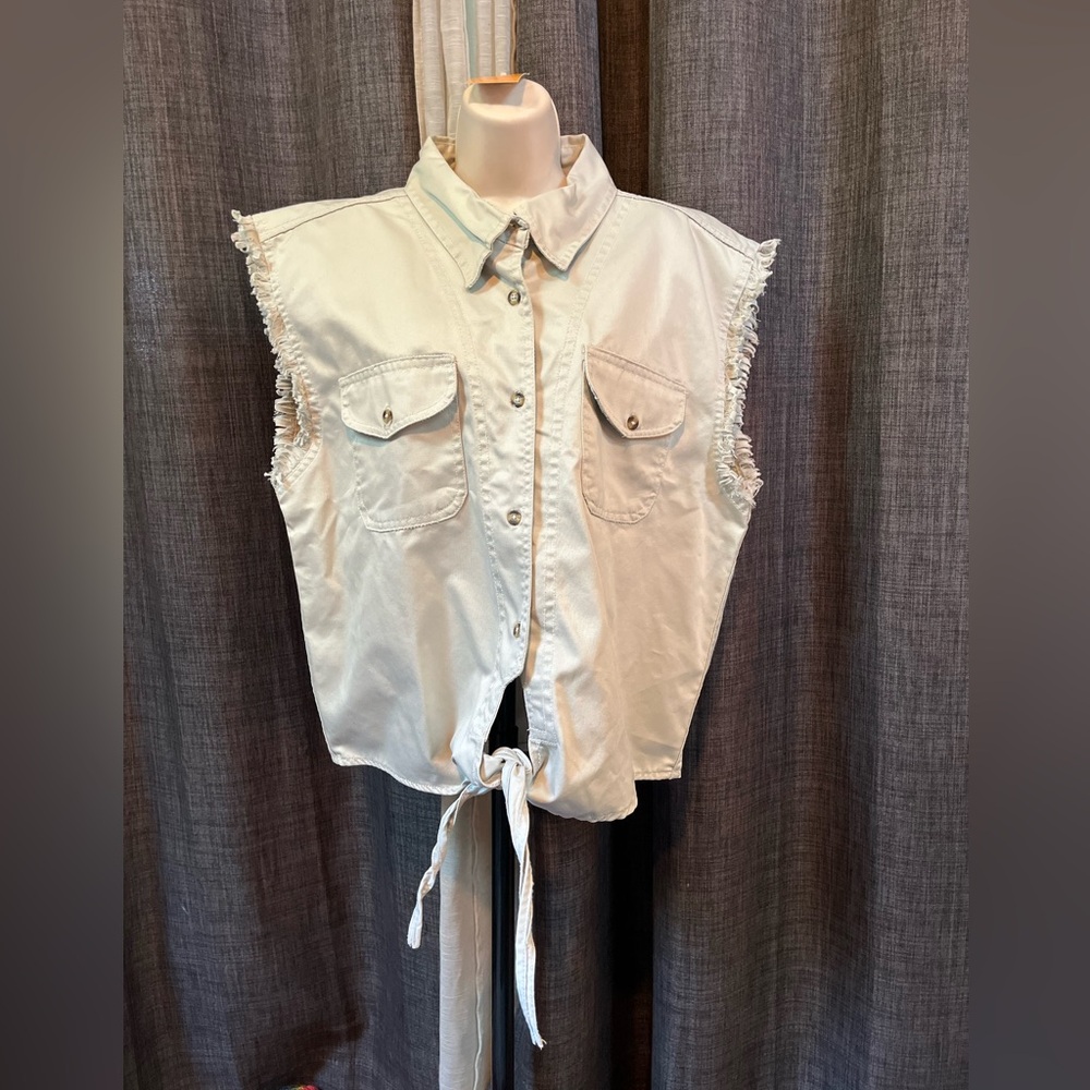 Biker Wear White Sleeveless Button-Up Tie-Front Top